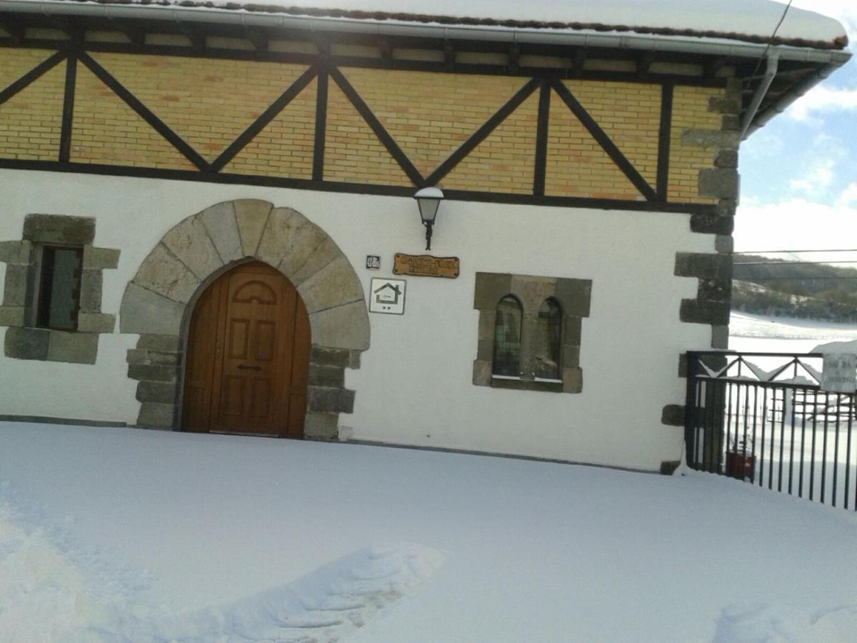 Casa Rural Oihan - Eder Appartement Espinal-Auzperri Buitenkant foto